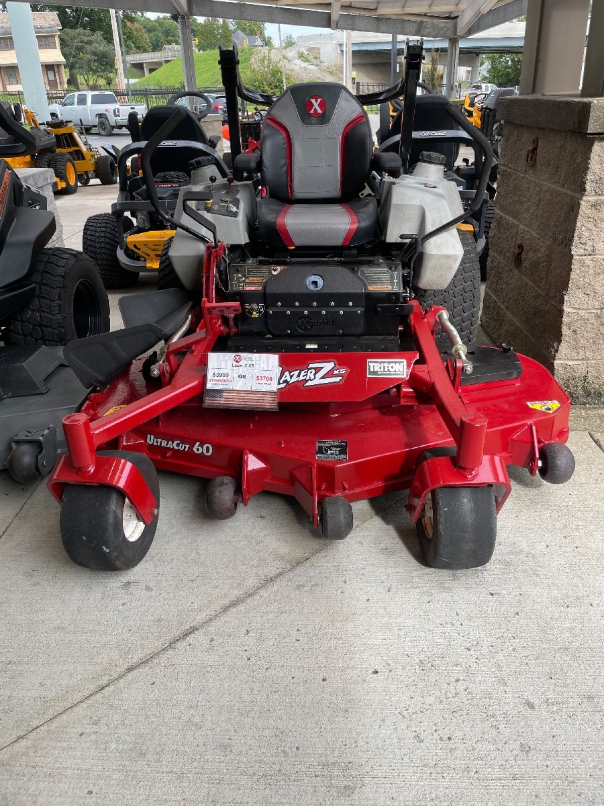American Pride Power Equipment - Used Pre-Owned Exmark Lazer Z XS 60